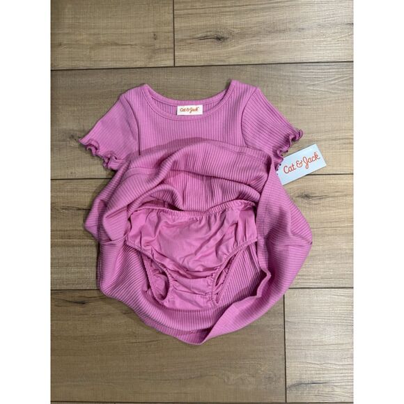 Cat & Jack Toddler Girls NWT Knit Short Sleeve Dress Purple Ribbed 18 Months - Picture 3 of 3